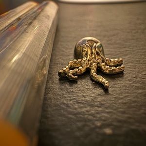 Octopus pendant silver